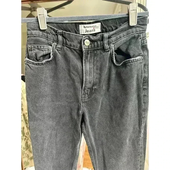 Reformation Julia High Cigarette Jean in Monterey Black - Picture 4 of 8